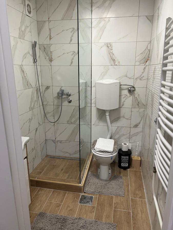 Apartman Didi2- Free Private Parking-Garage Нови Сад Екстериор снимка